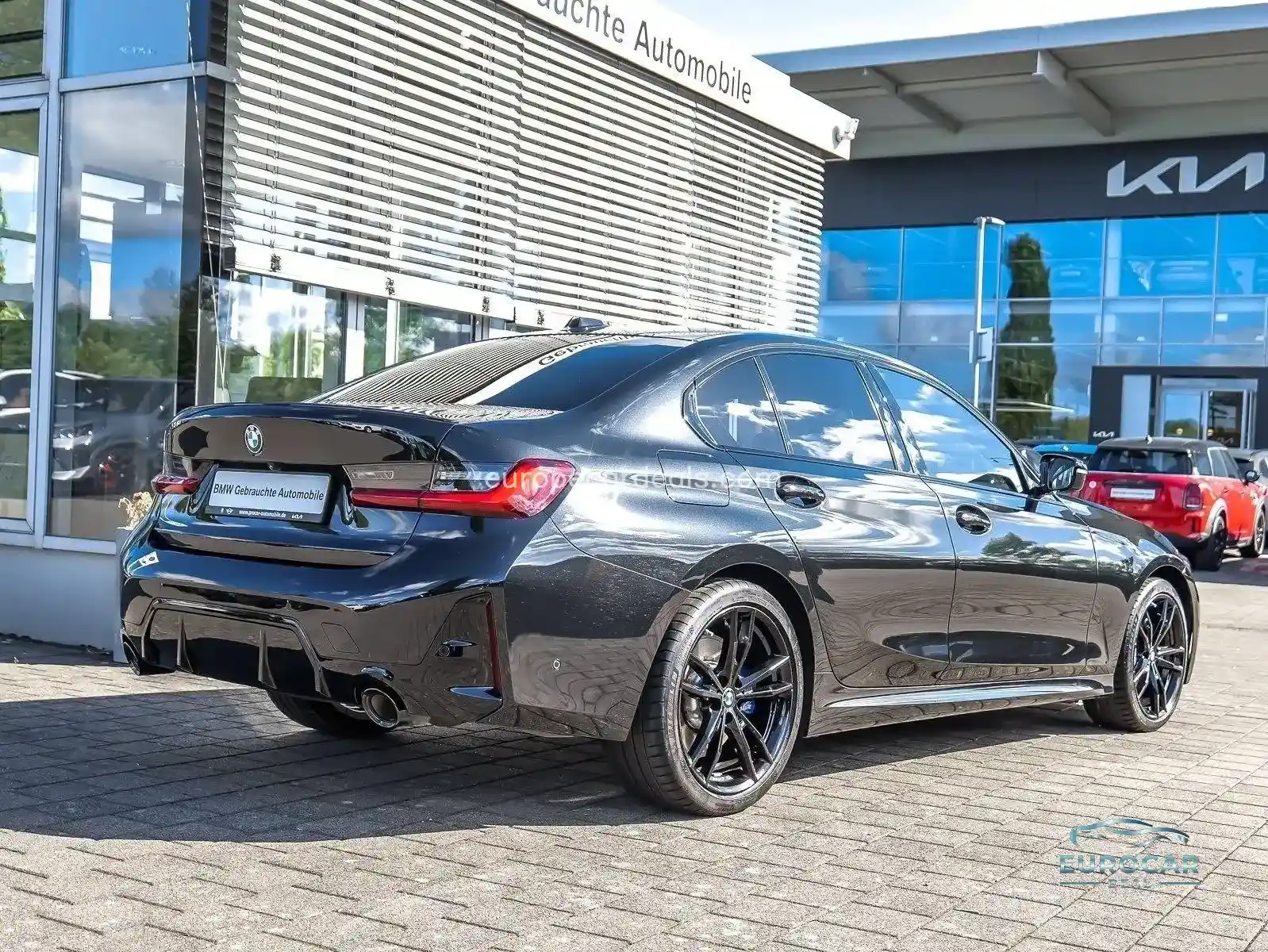 BMW 330
