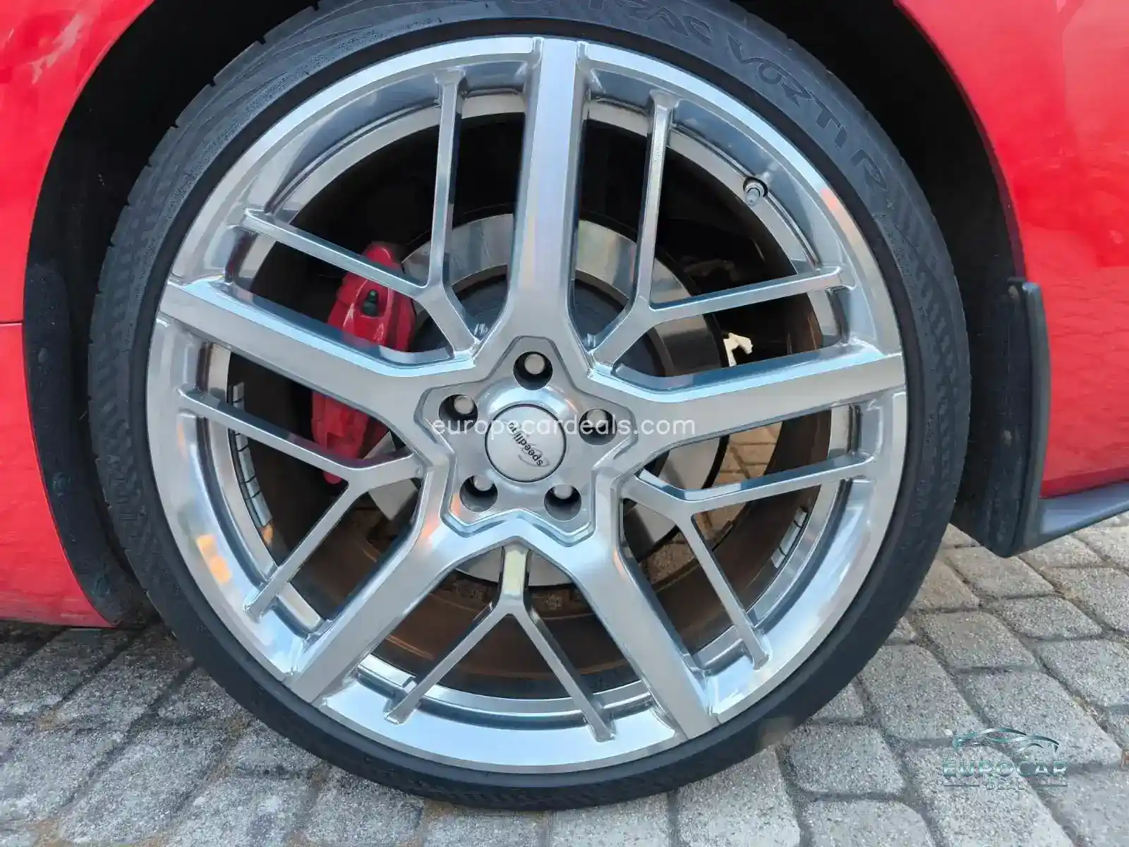 Infiniti Q60