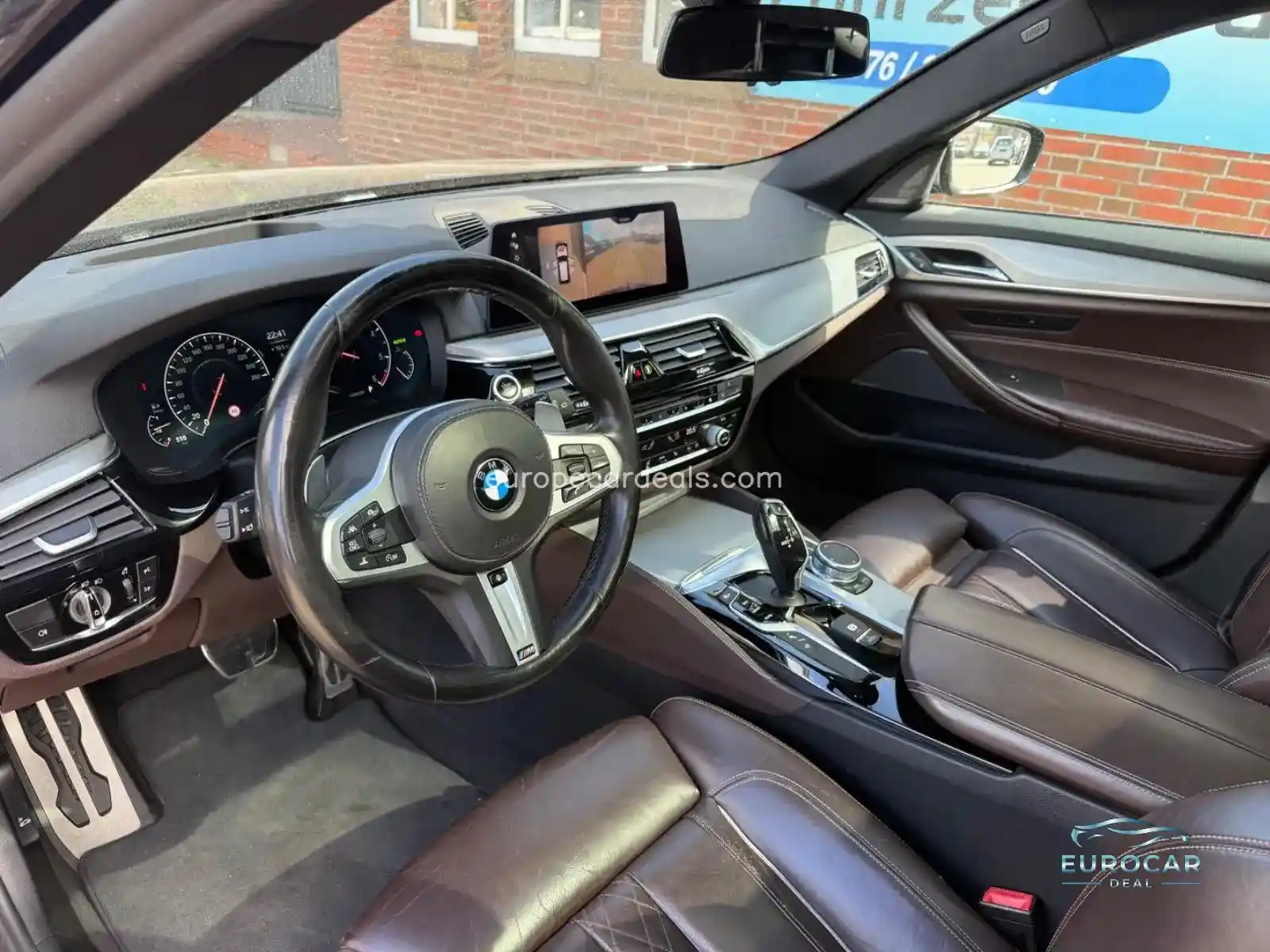 BMW M550
