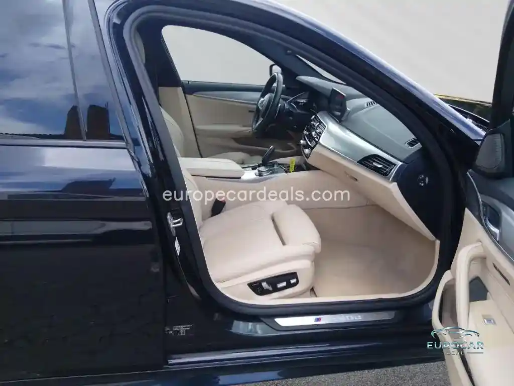 BMW M550