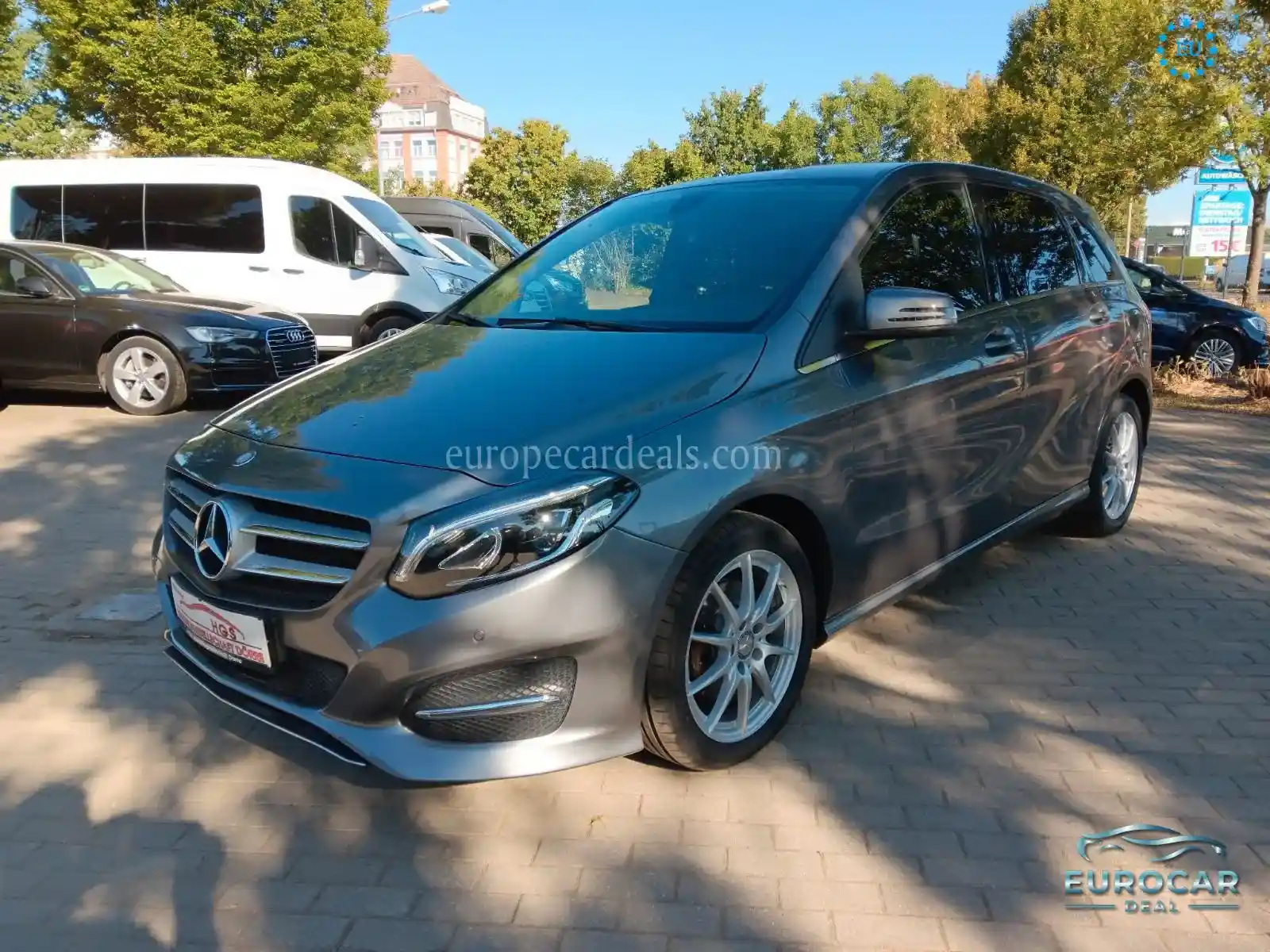 Mercedes-Benz B 180