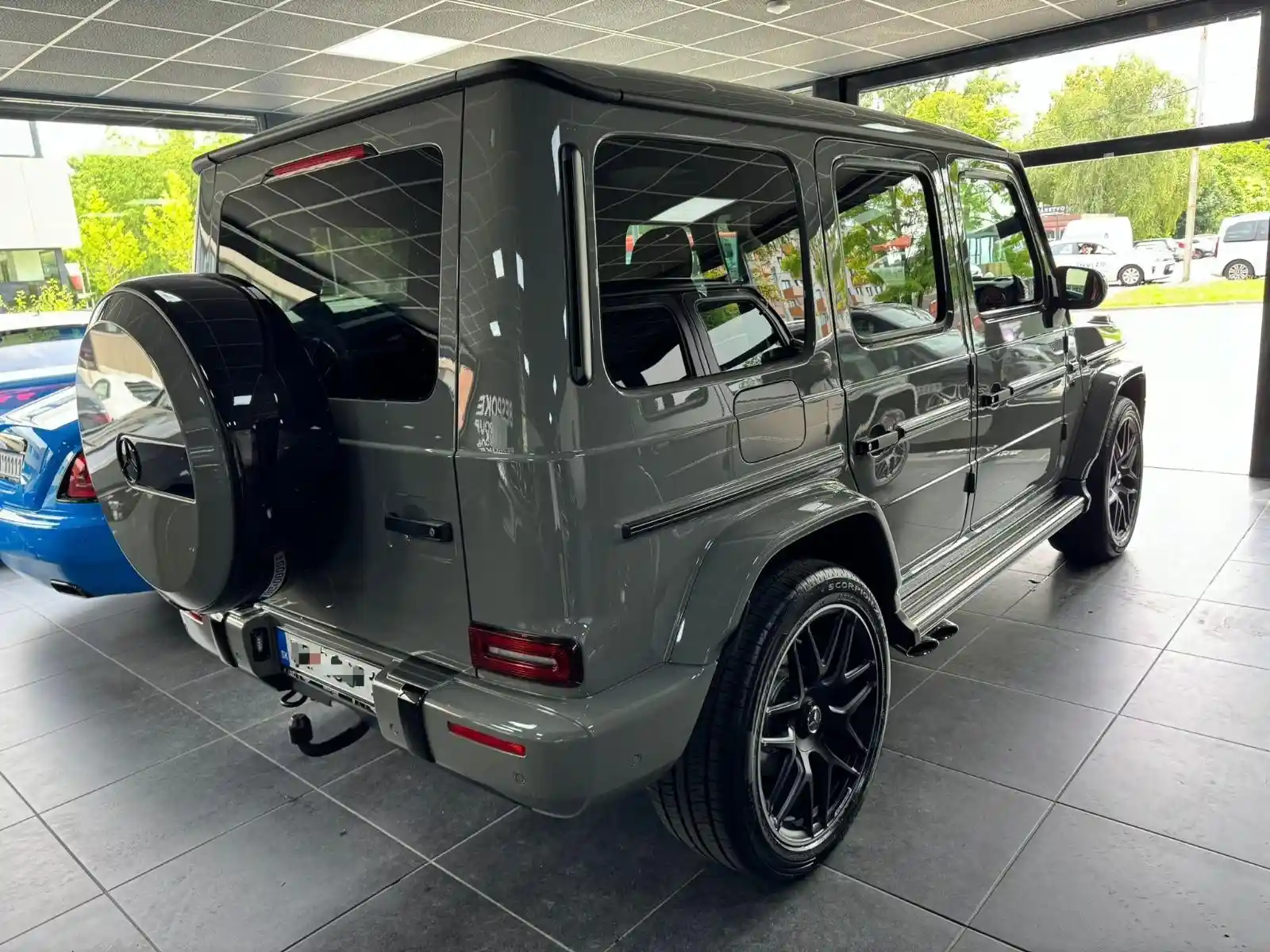 Mercedes-Benz G 500