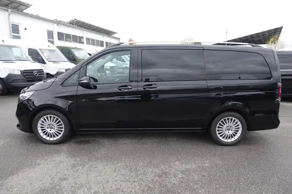Mercedes-Benz V 250