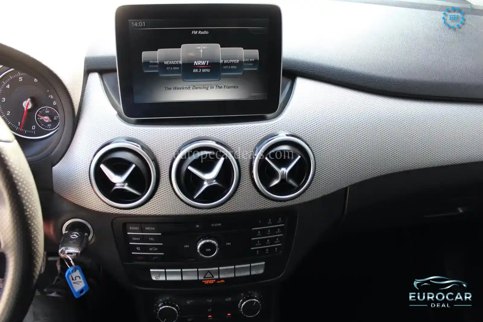 Mercedes-Benz B 200