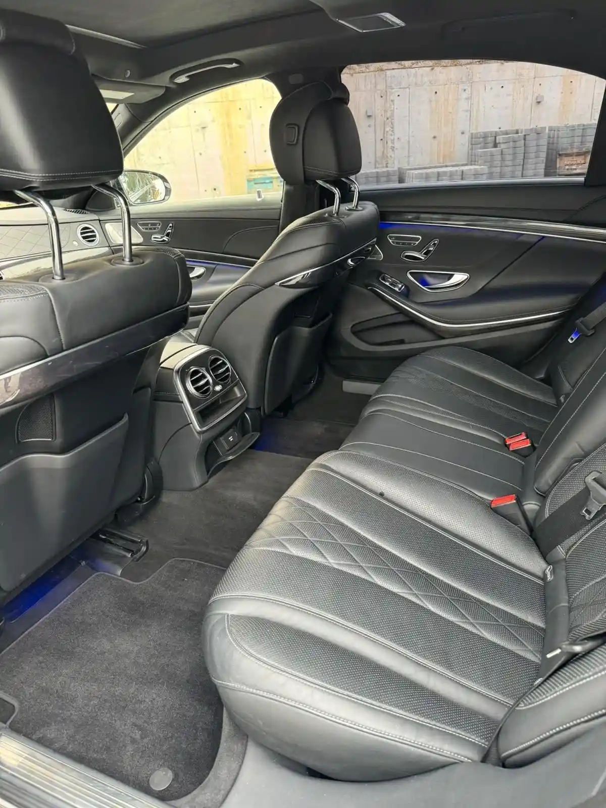 Mercedes-Benz S 560