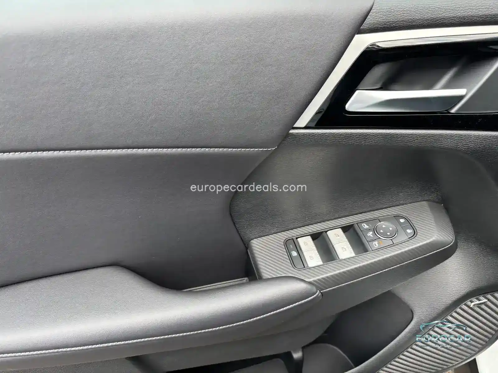 Mitsubishi Plug-in Hybrid Outlander