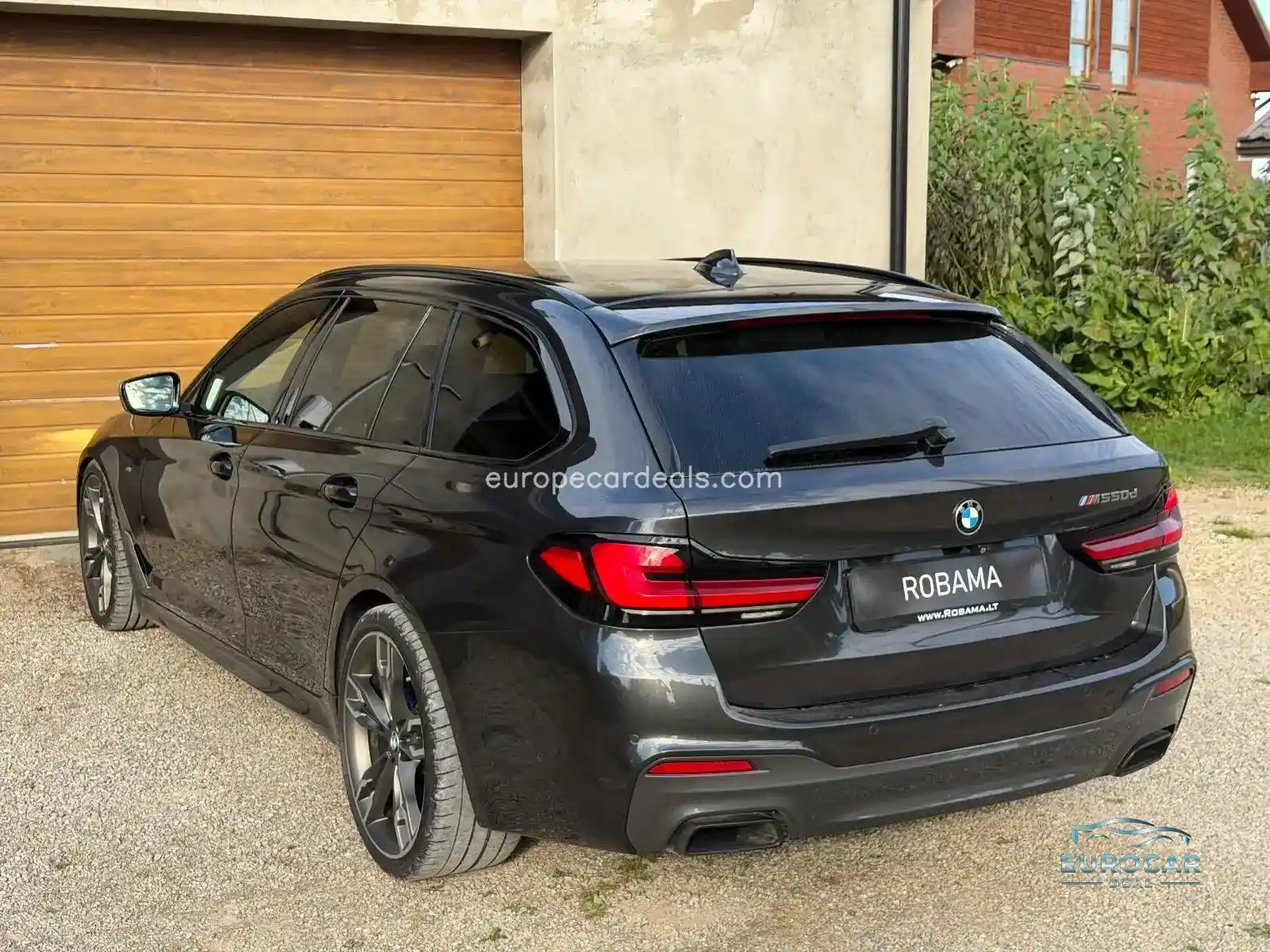 BMW M550