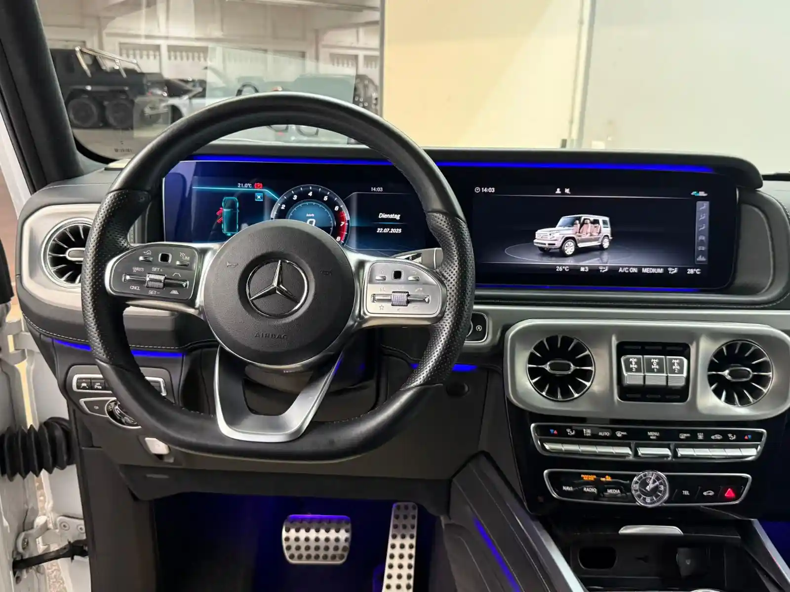 Mercedes-Benz G 500
