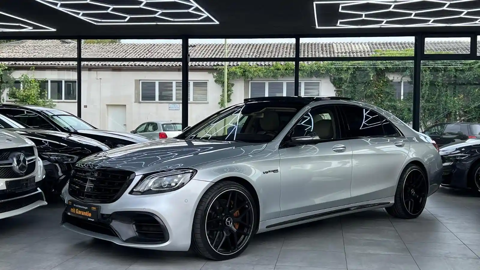 Mercedes-Benz S 560