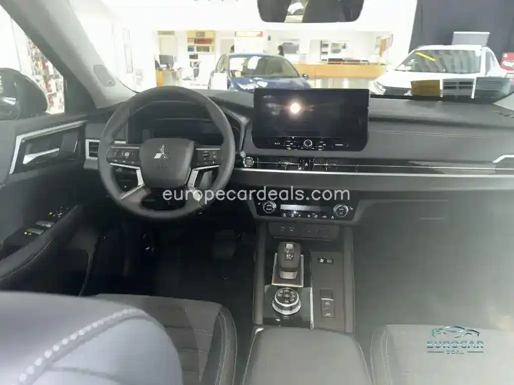 Mitsubishi Plug-in Hybrid Outlander