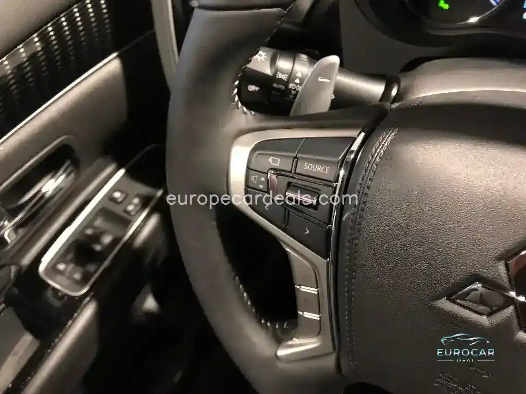 Mitsubishi Plug-in Hybrid Outlander