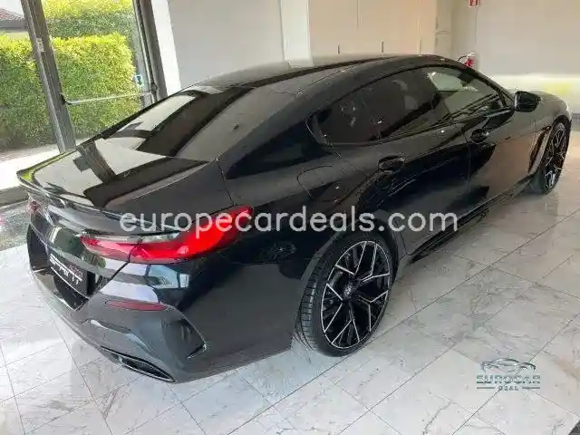 BMW 840