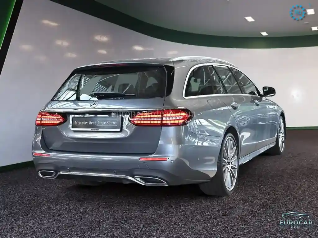 Mercedes-Benz E 400