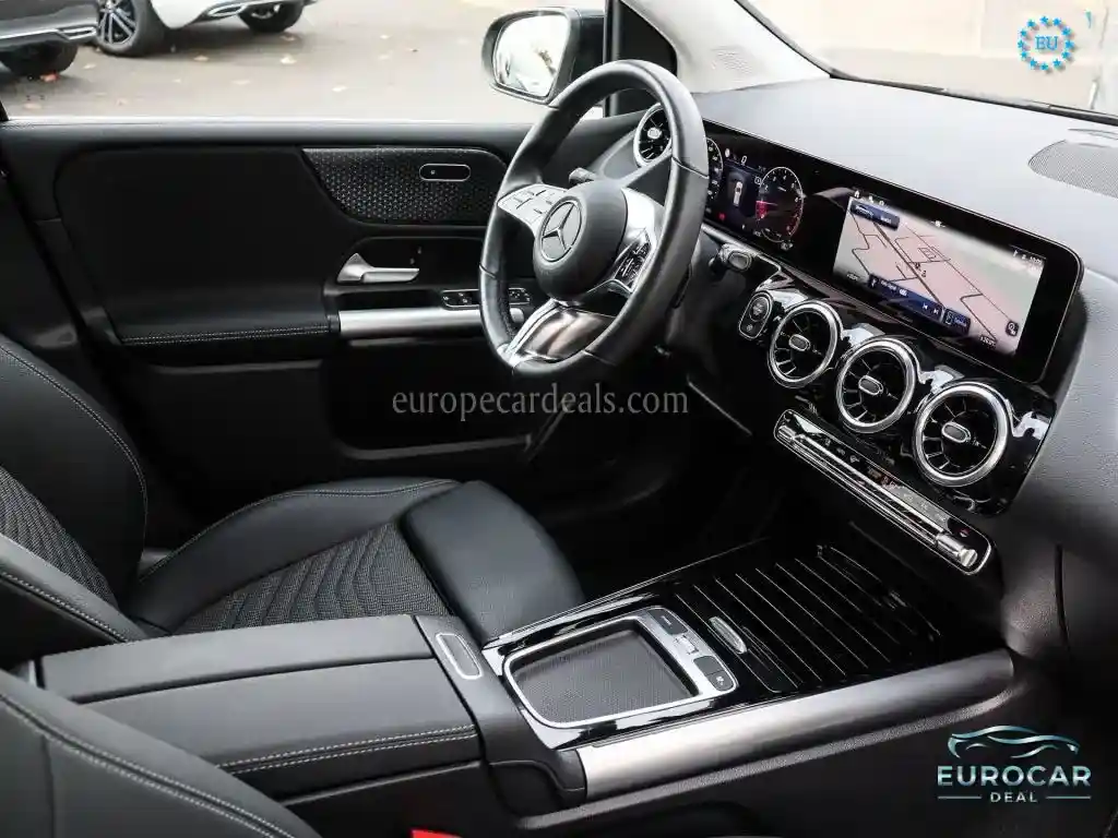 Mercedes-Benz B 220