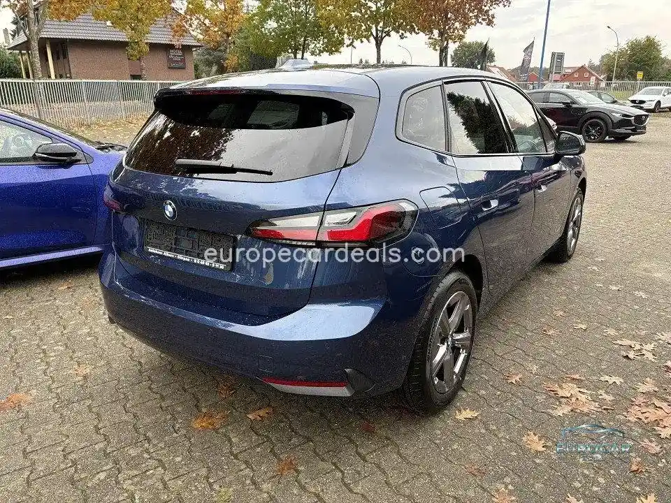 BMW 216