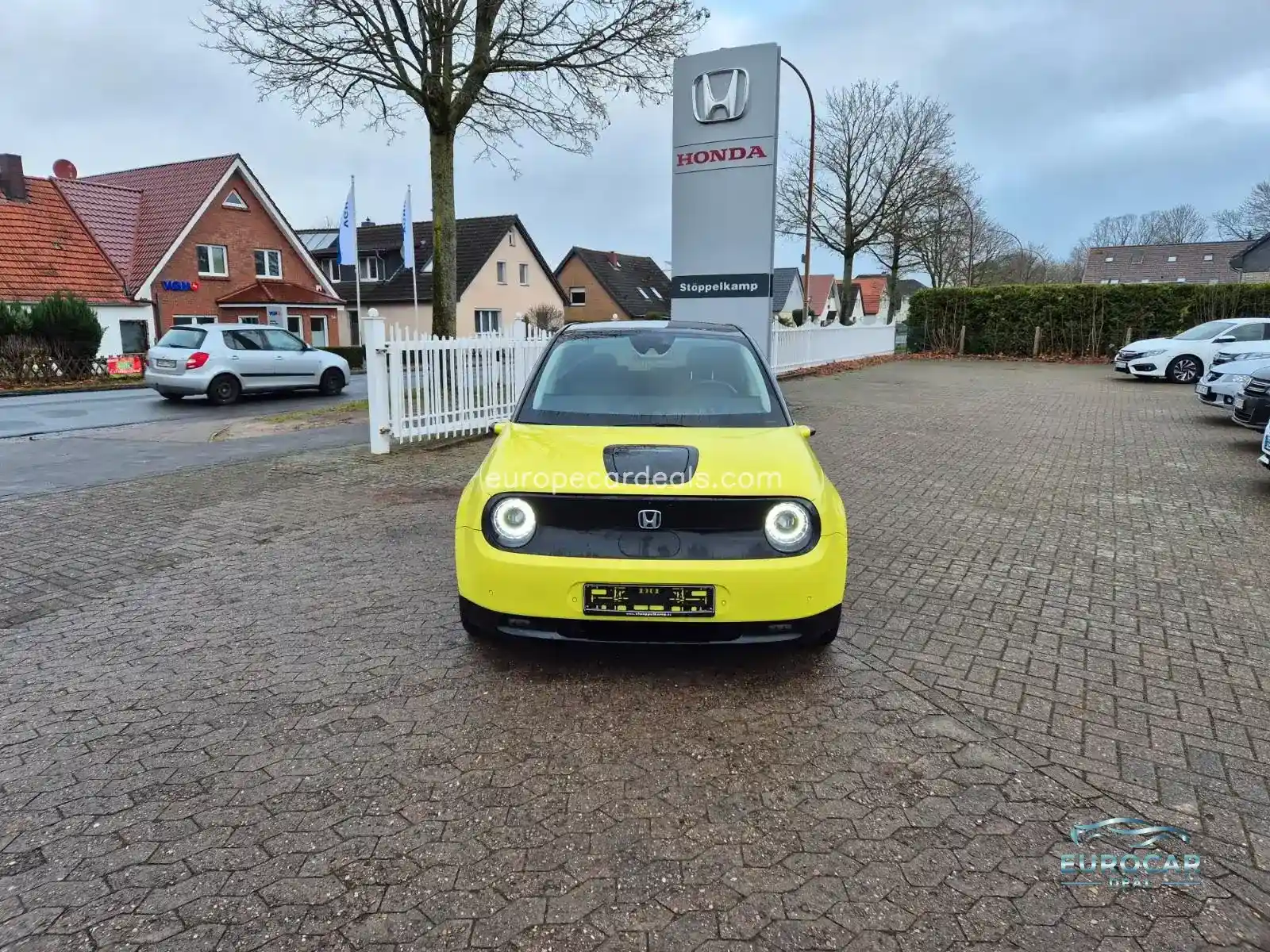Honda e