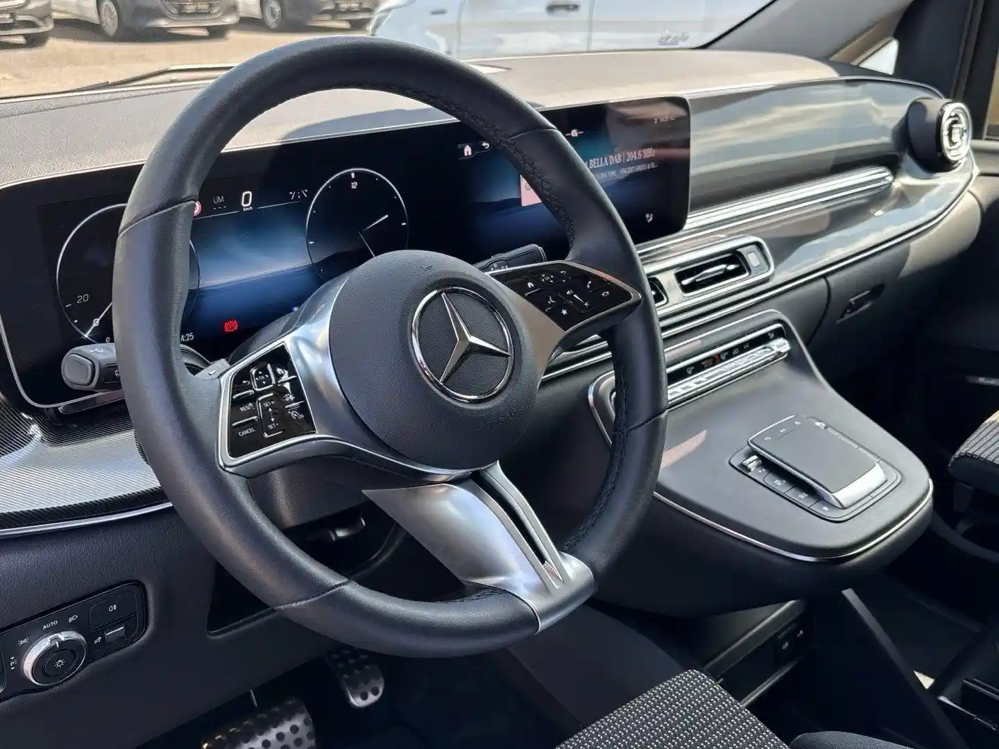 Mercedes-Benz V 250