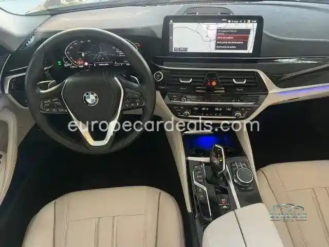 BMW 520