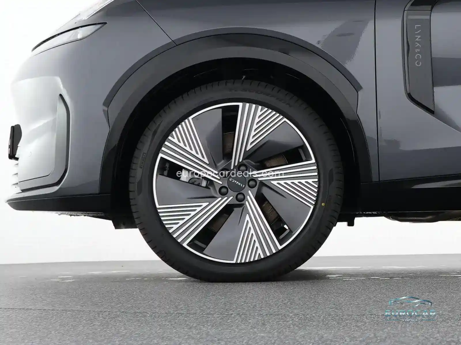 Lynk&Co 08