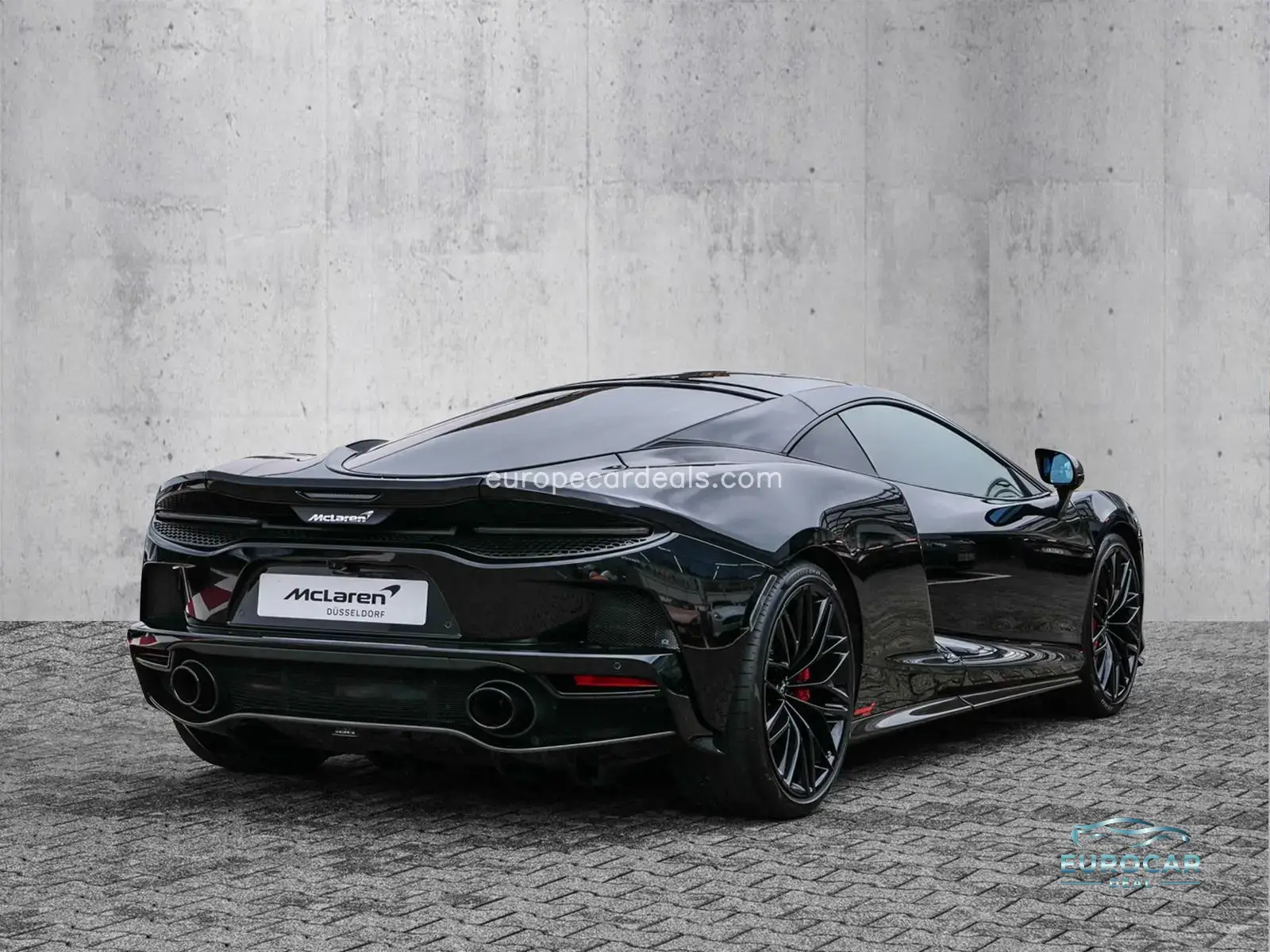 McLaren GT