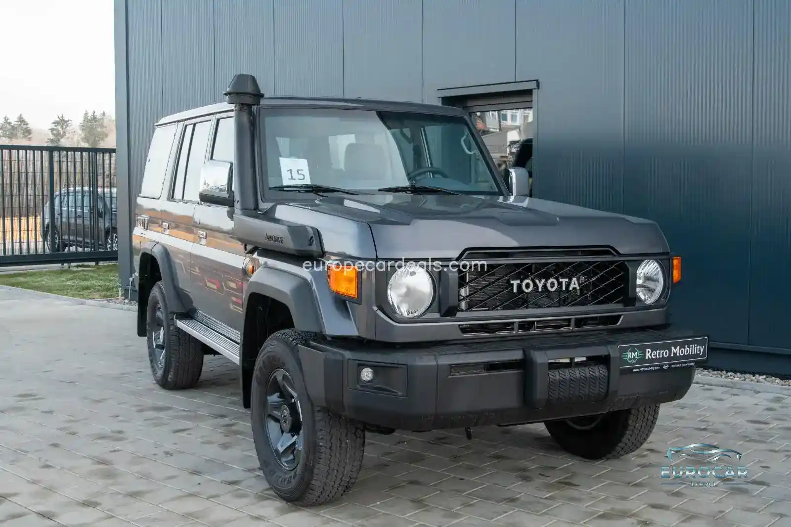 Toyota Land Cruiser