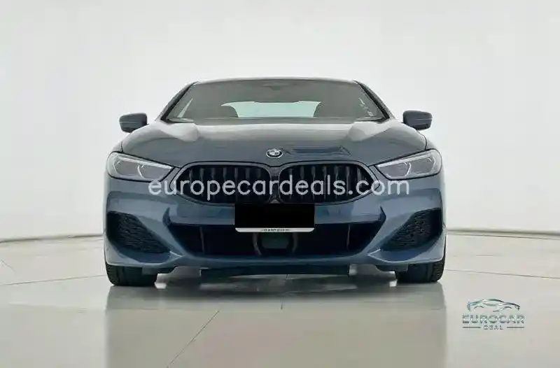 BMW 840