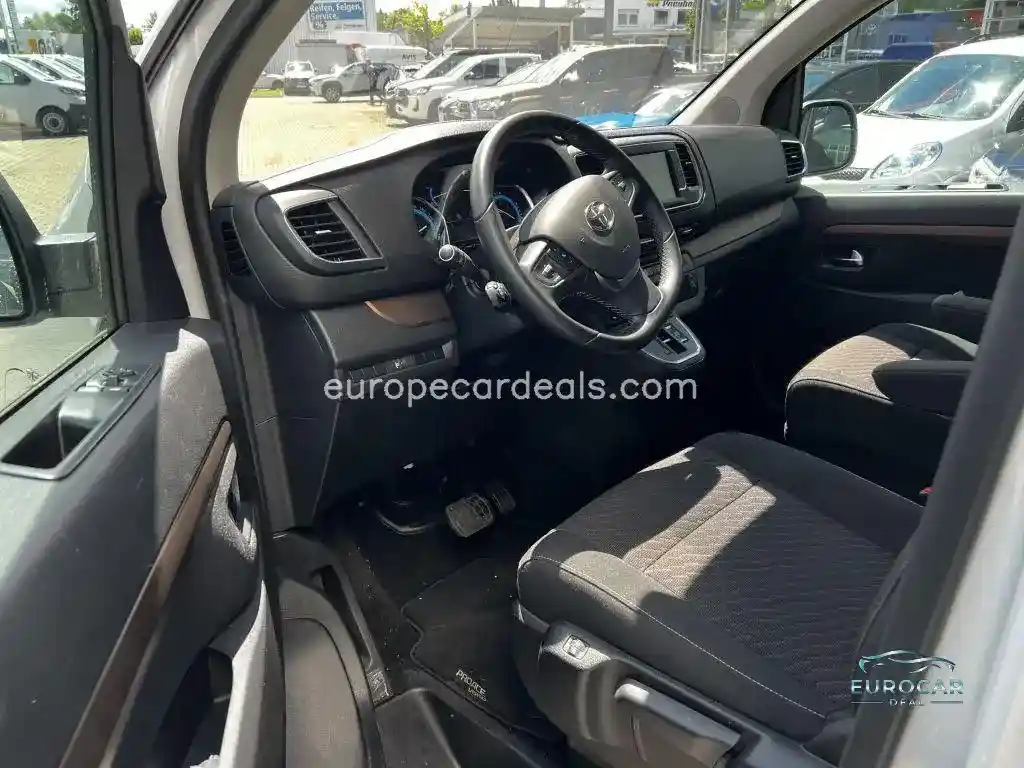 Toyota Proace (Verso)