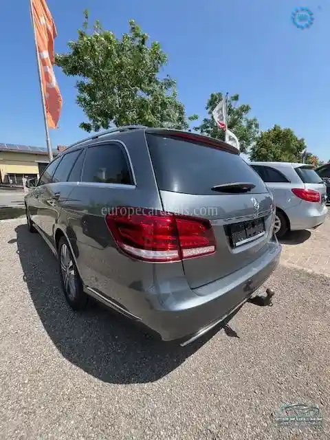 Mercedes-Benz E 250