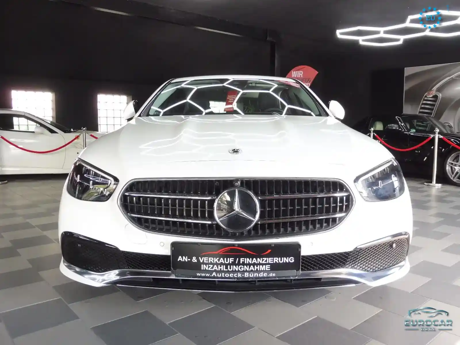 Mercedes-Benz E 200