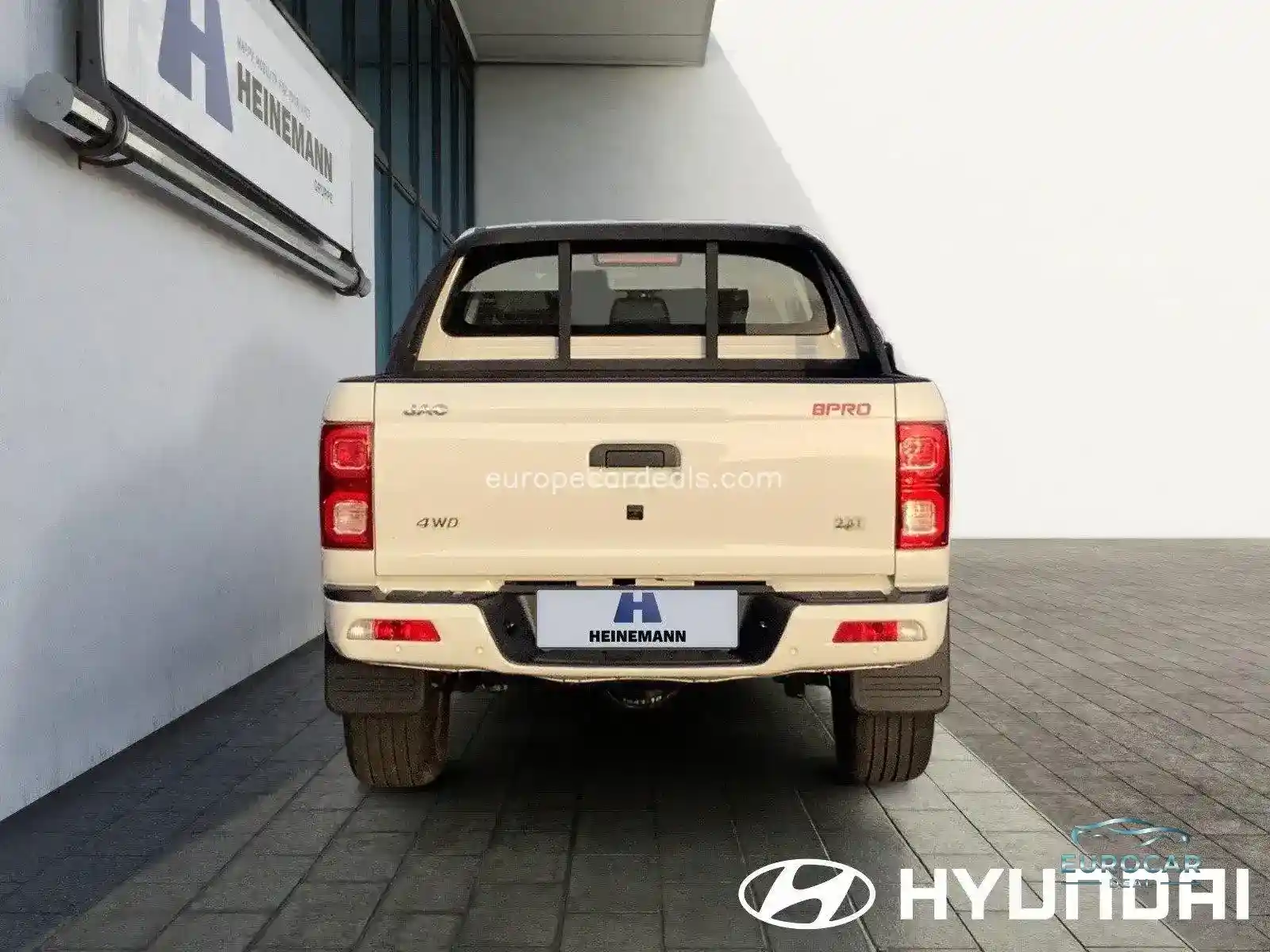 JAC 8 Pro