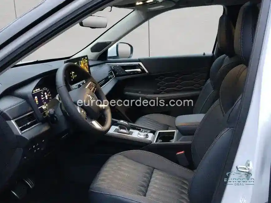 Mitsubishi Plug-in Hybrid Outlander