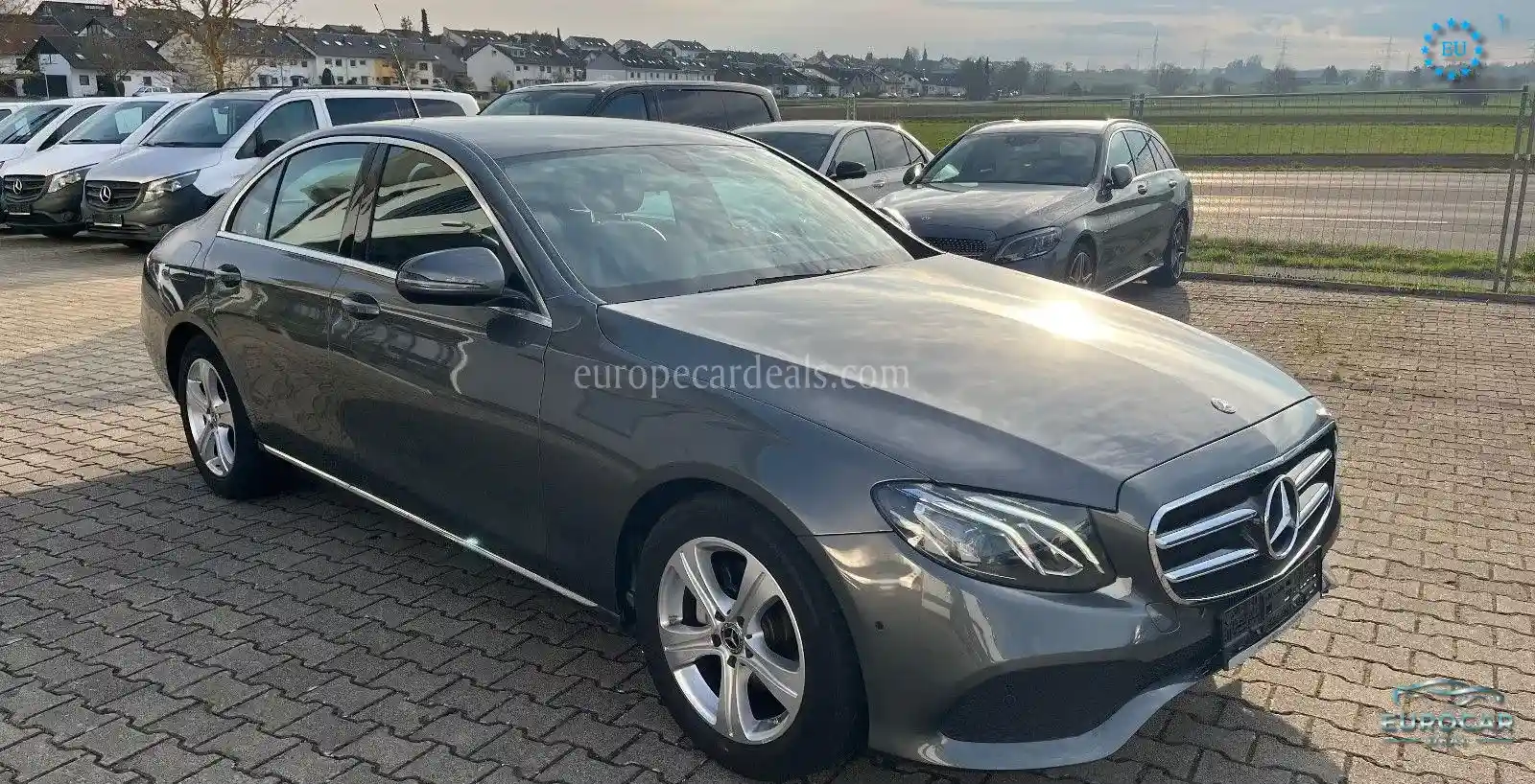 Mercedes-Benz E 200