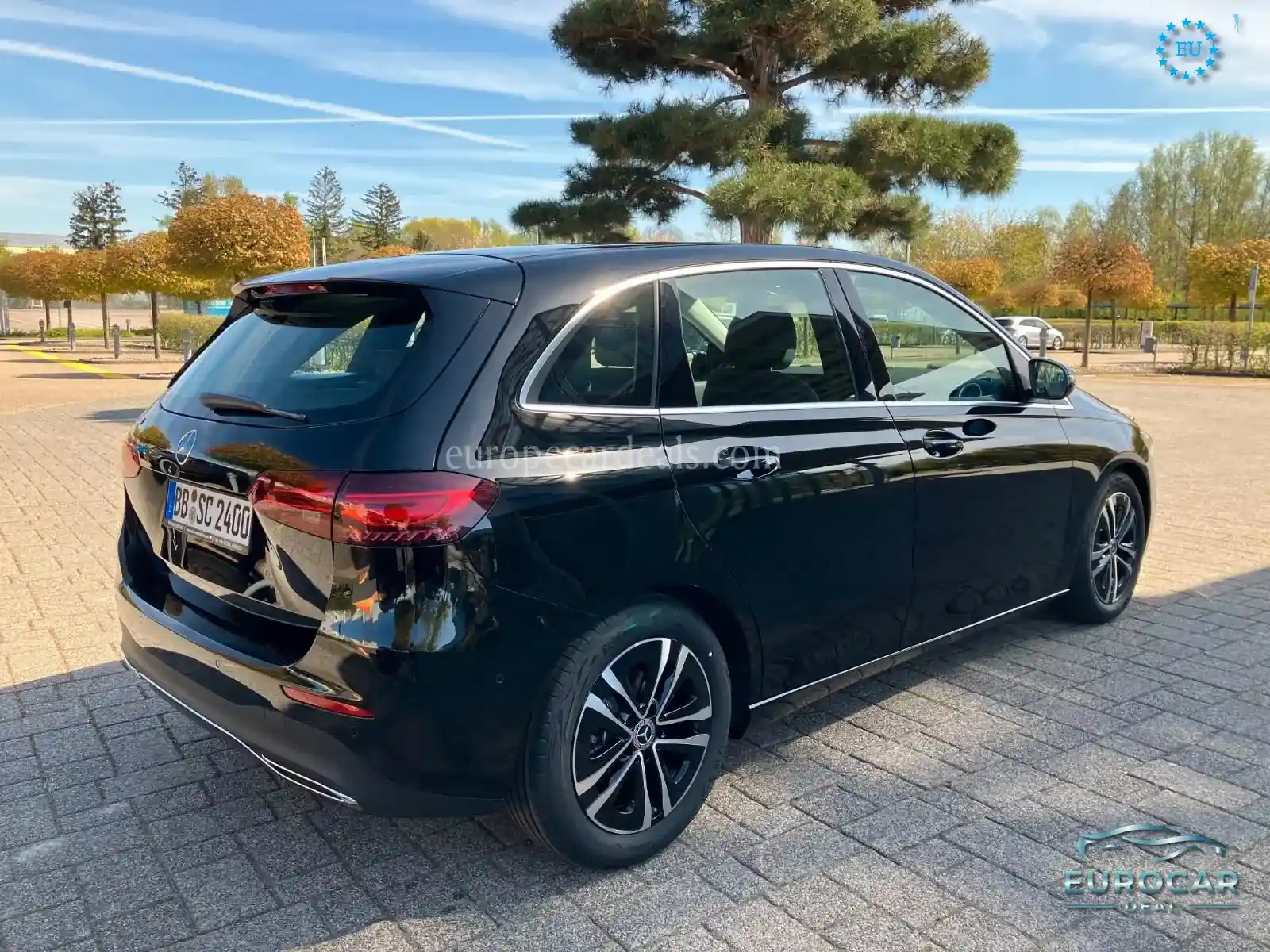 Mercedes-Benz B 180