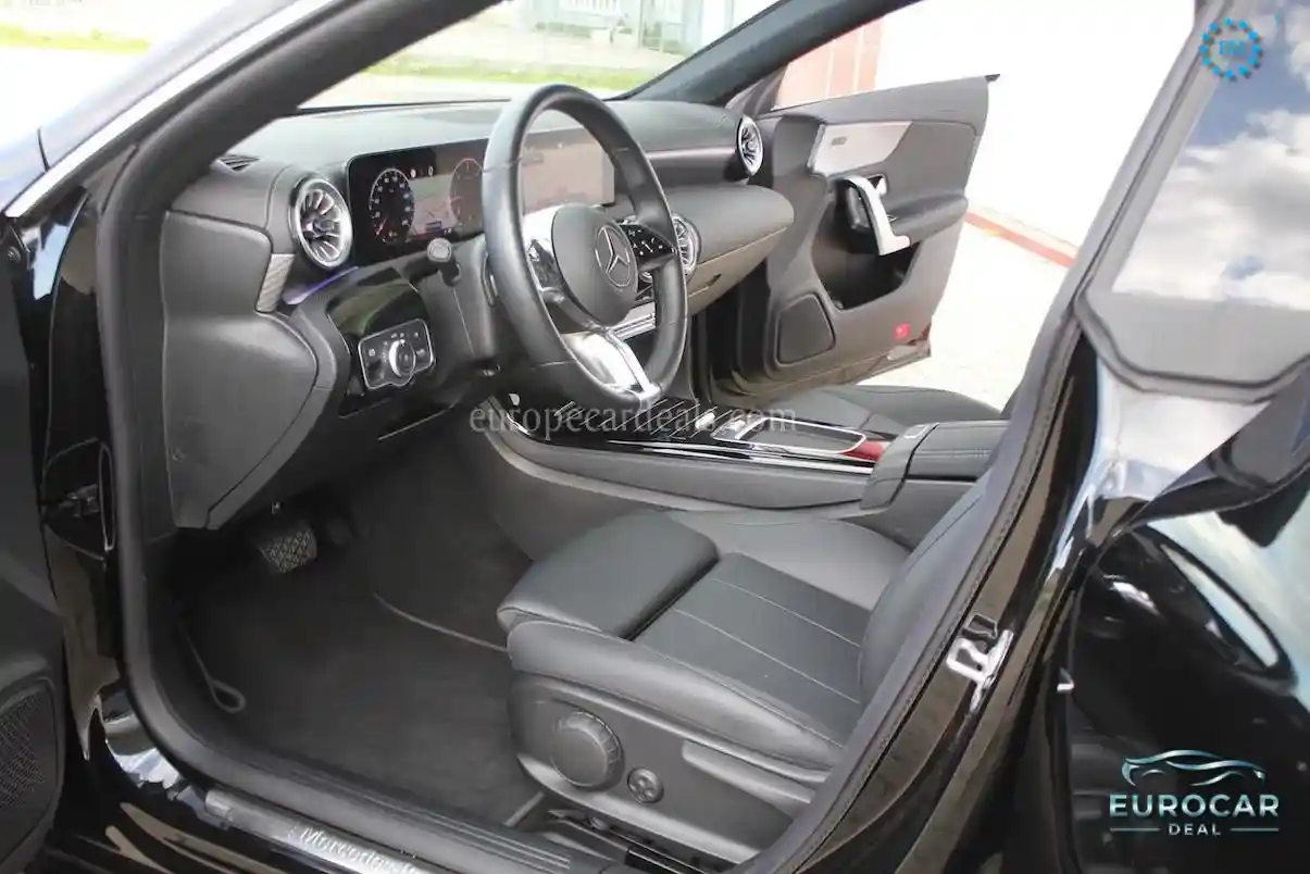 Mercedes-Benz CLA 180