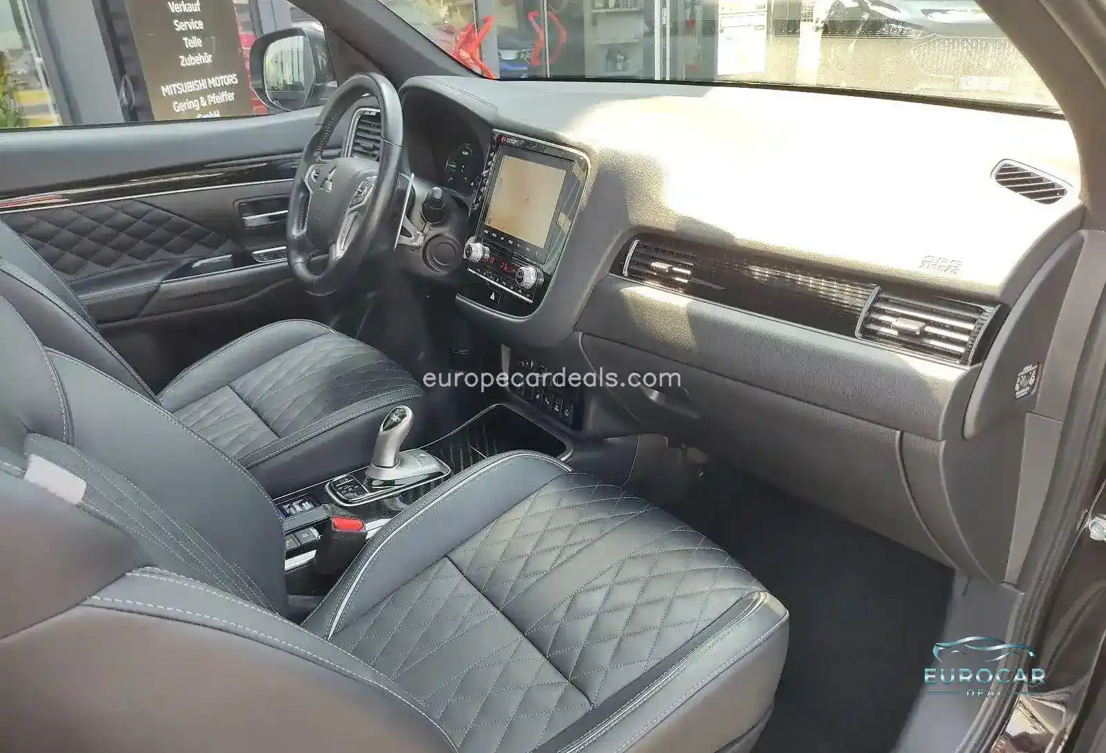 Mitsubishi Plug-in Hybrid Outlander