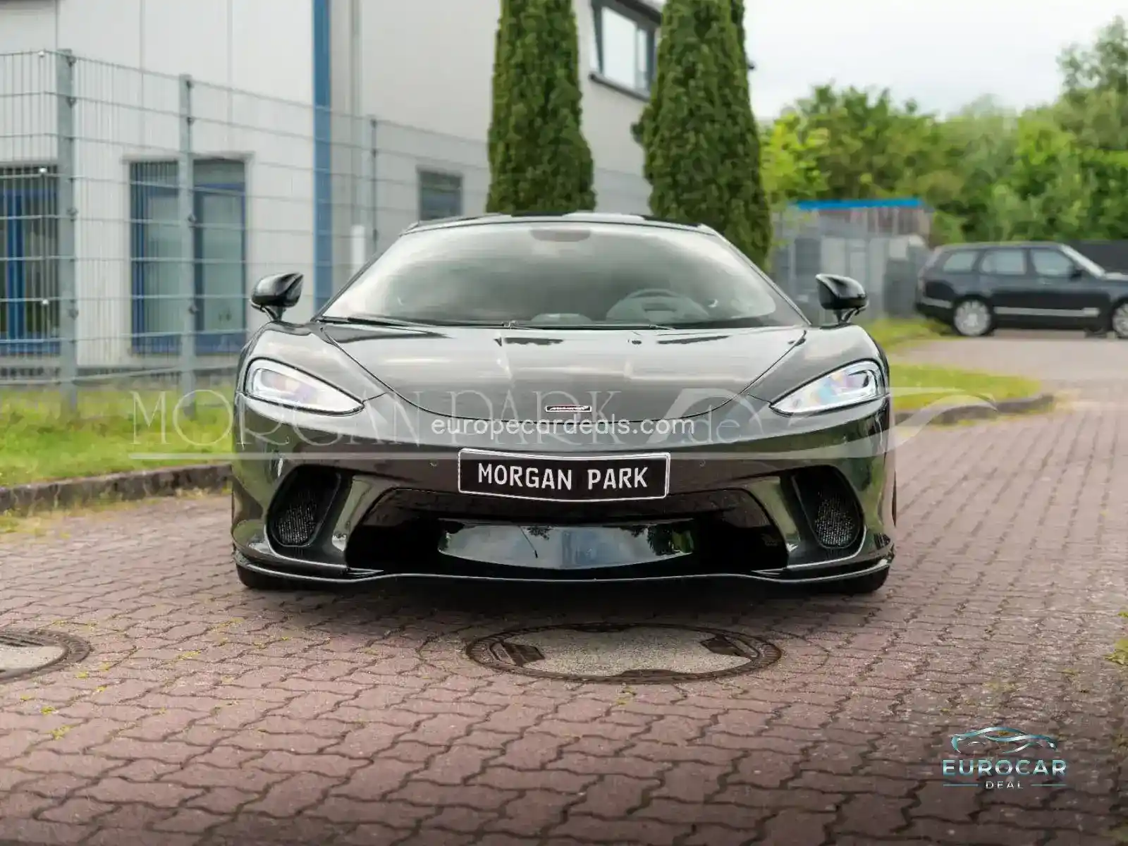 McLaren GT