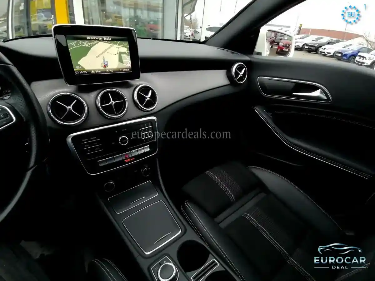 Mercedes-Benz CLA 180 Shooting Brake