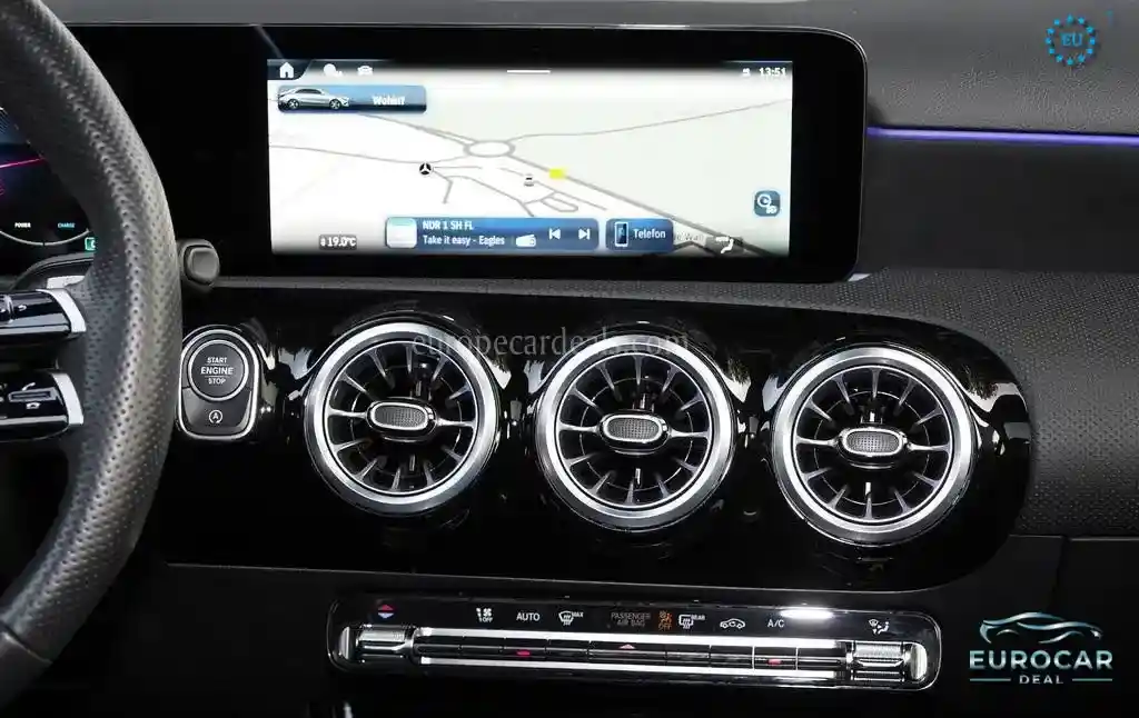 Mercedes-Benz A 200