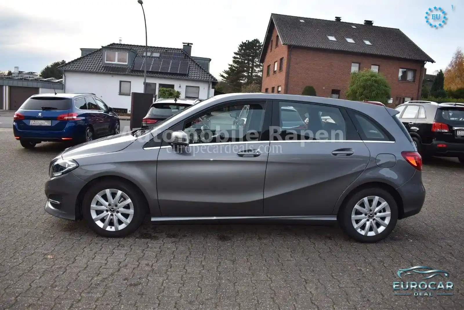Mercedes-Benz B 180