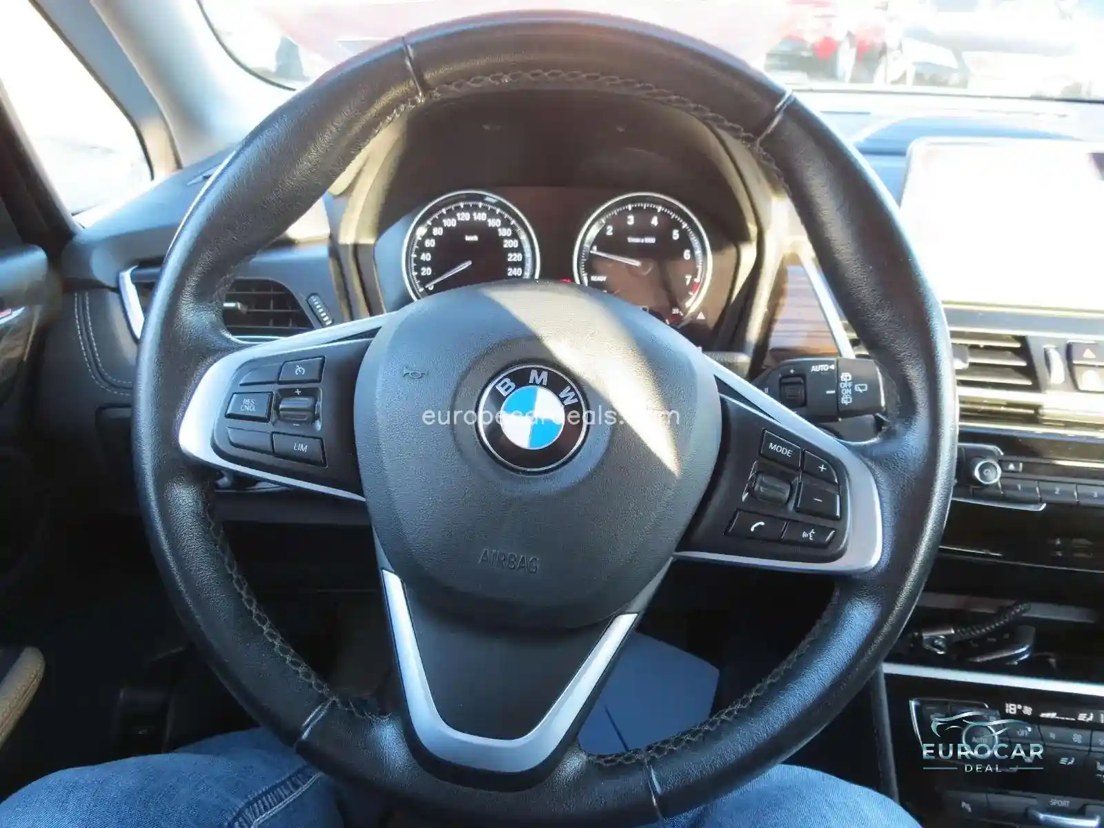 BMW 218