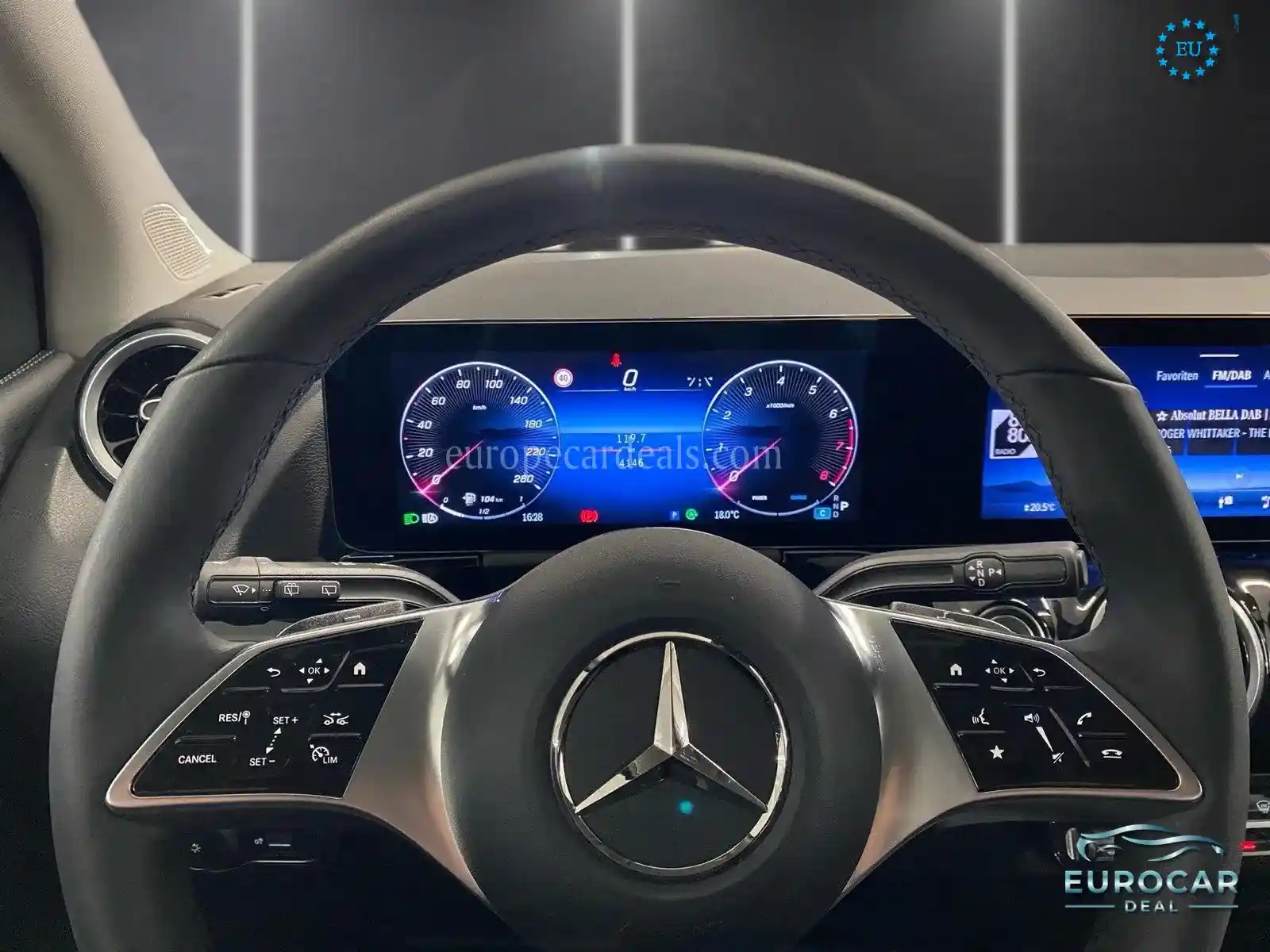 Mercedes-Benz B 180