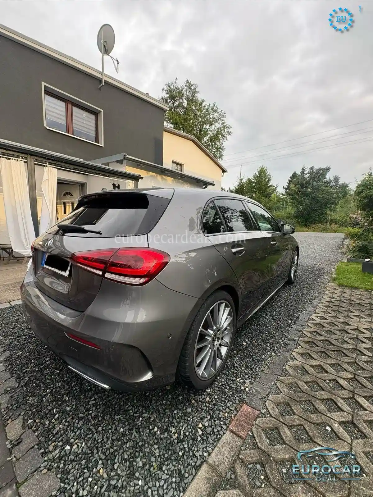 Mercedes-Benz A 220