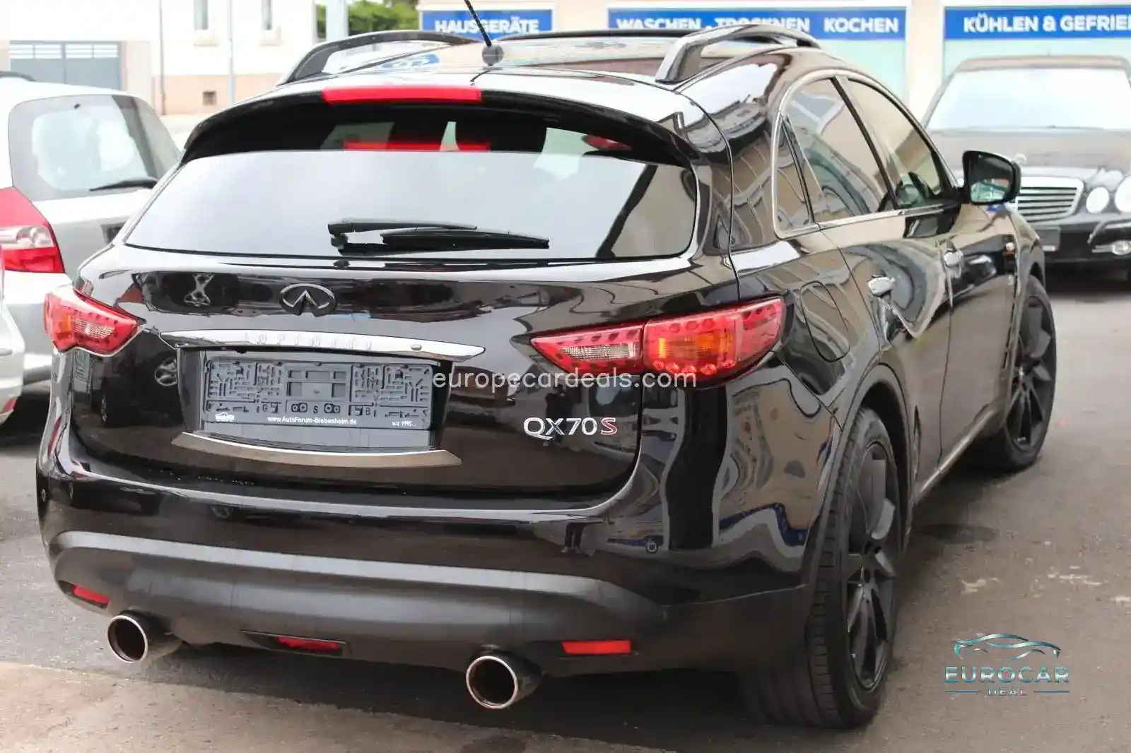 Infiniti QX70