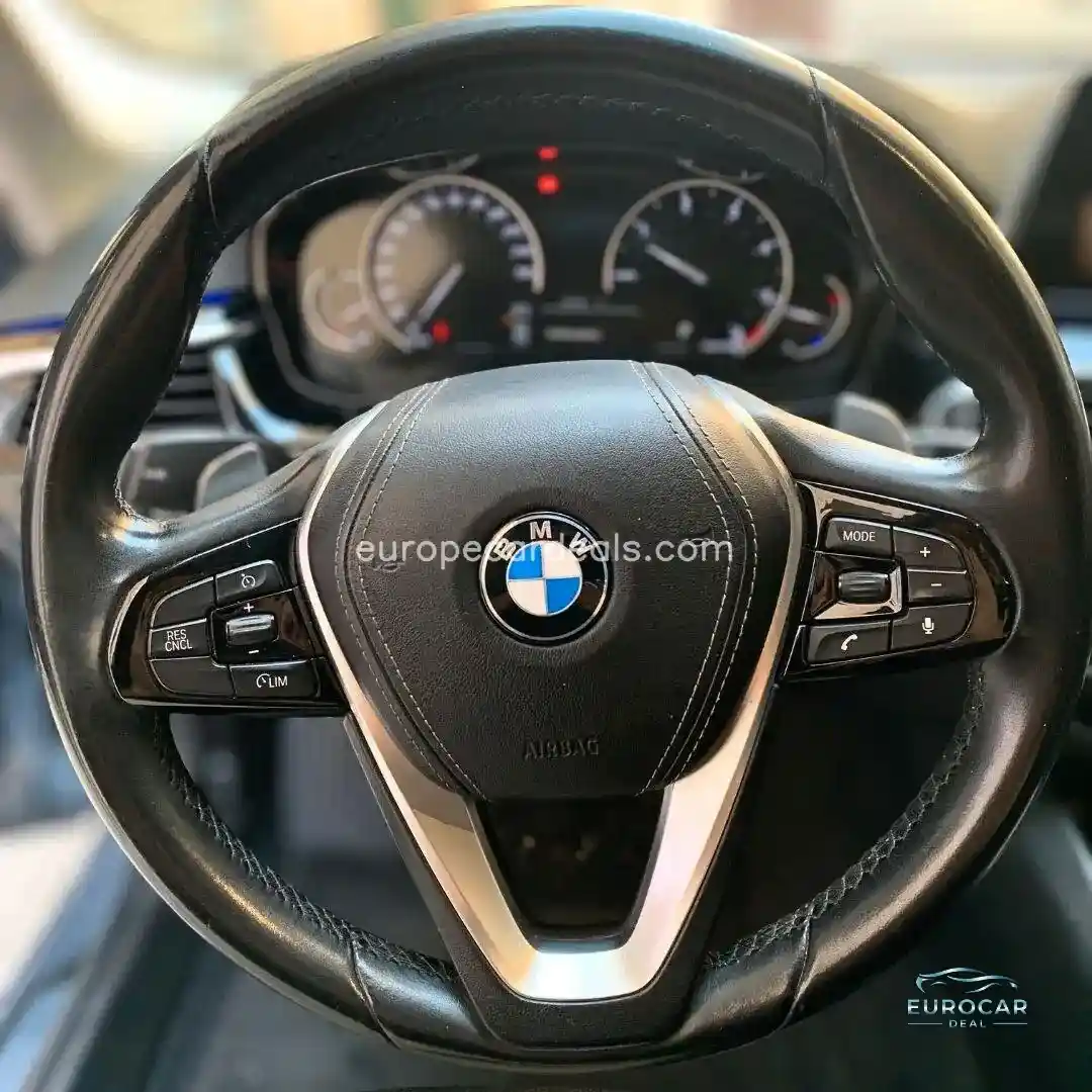 BMW 520
