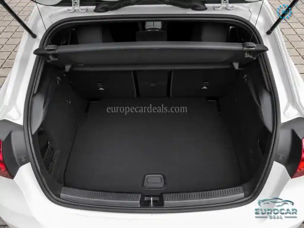 Mercedes-Benz A 220