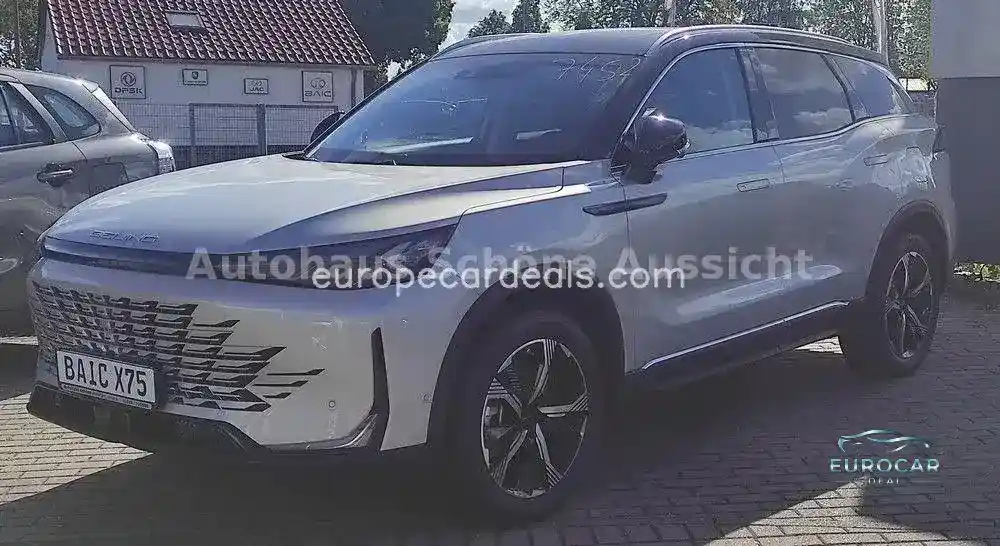 BAIC Beijing X75
