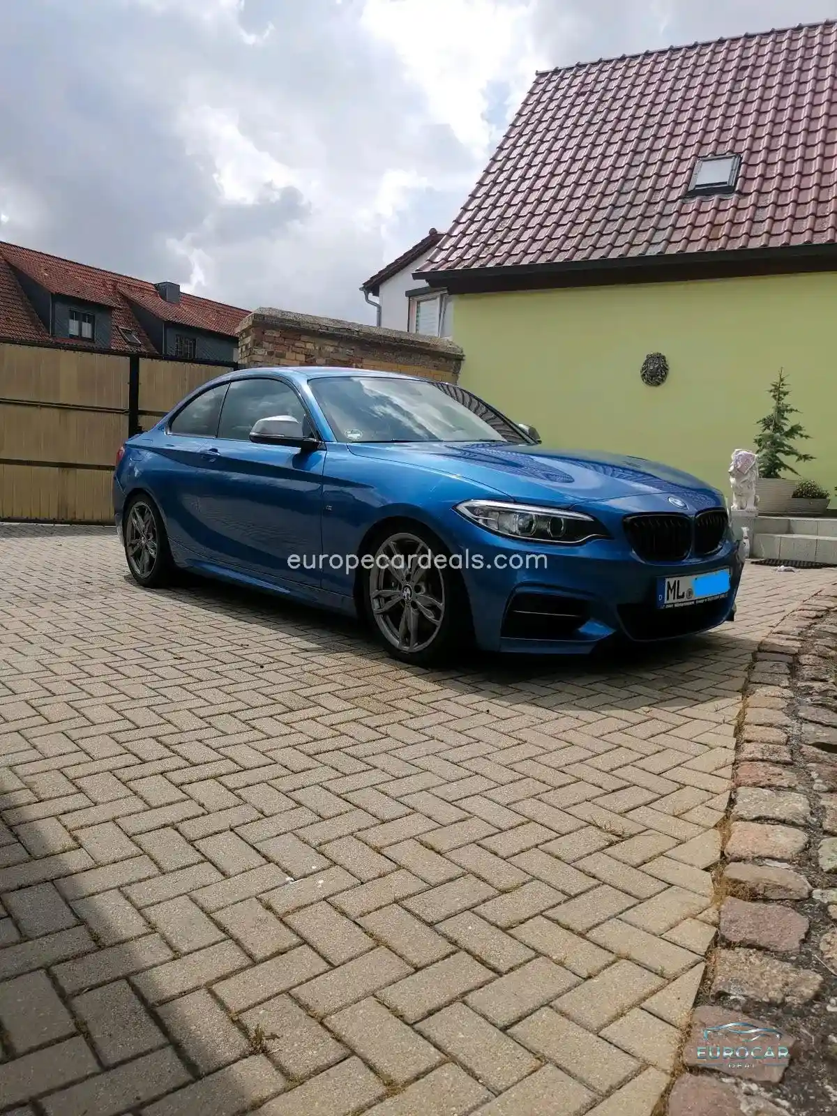 BMW M235