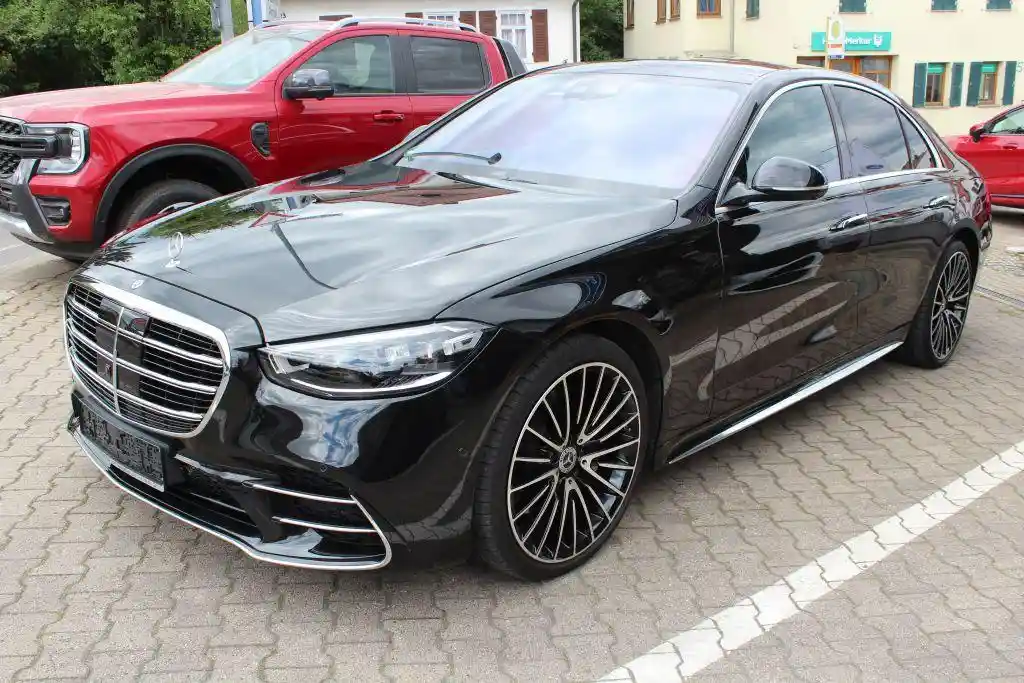 Mercedes-Benz S 500
