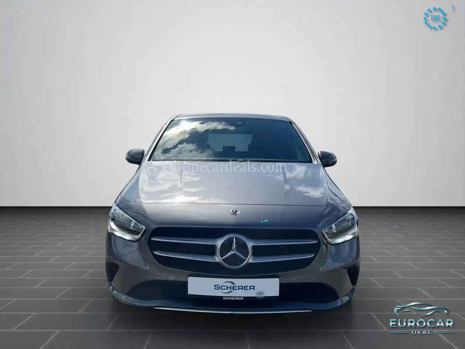 Mercedes-Benz B 180
