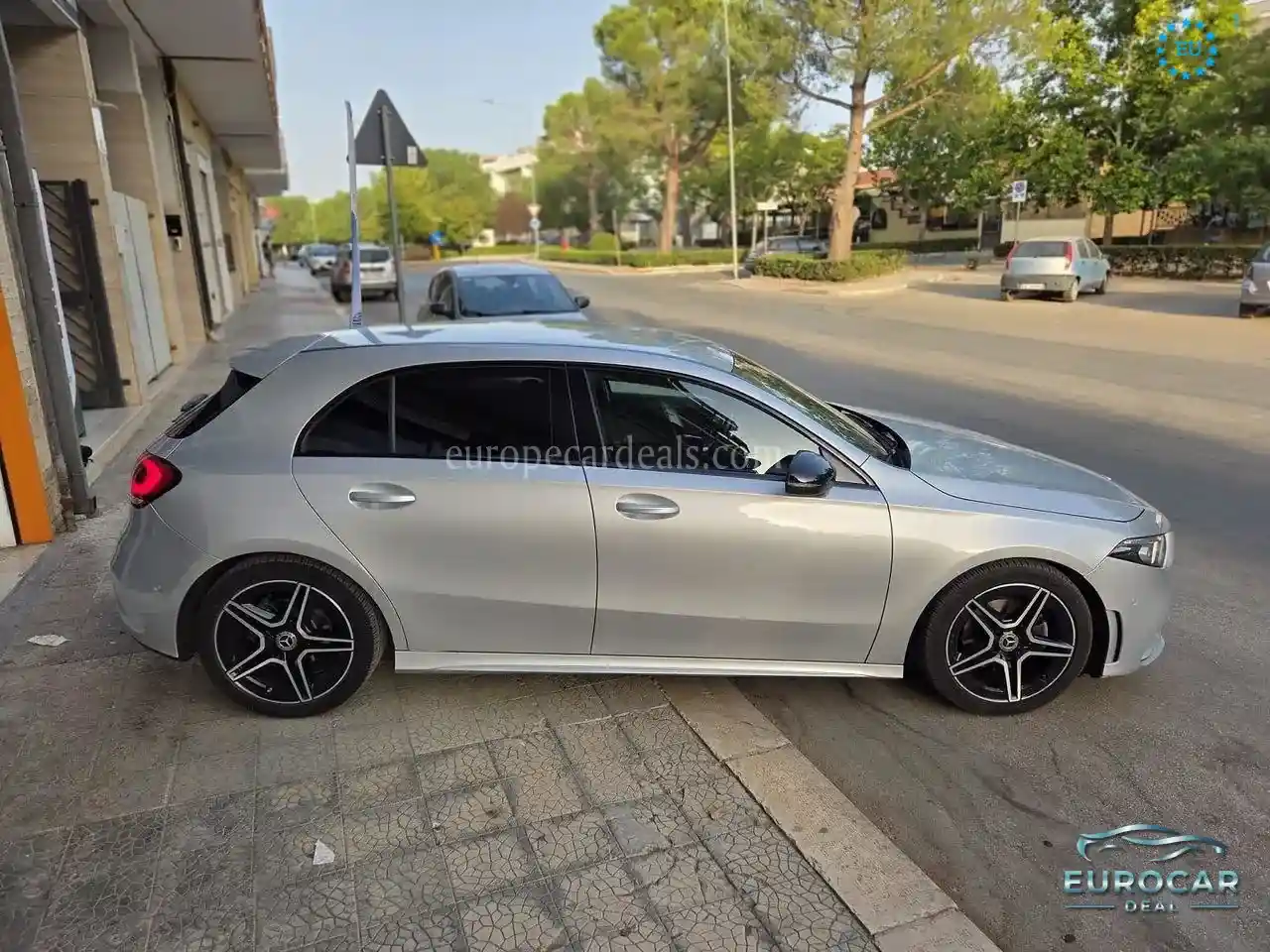 Mercedes-Benz A 180